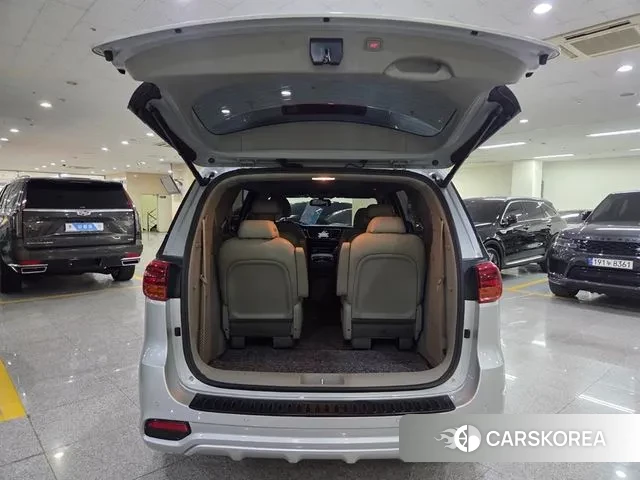 Kia The New Carnival id 3336538 из Кореи 10