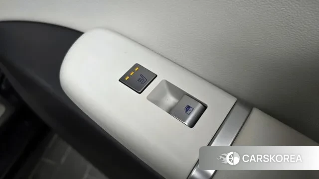 Hyundai Grandeur (GN7) id 3576416 из Кореи 10