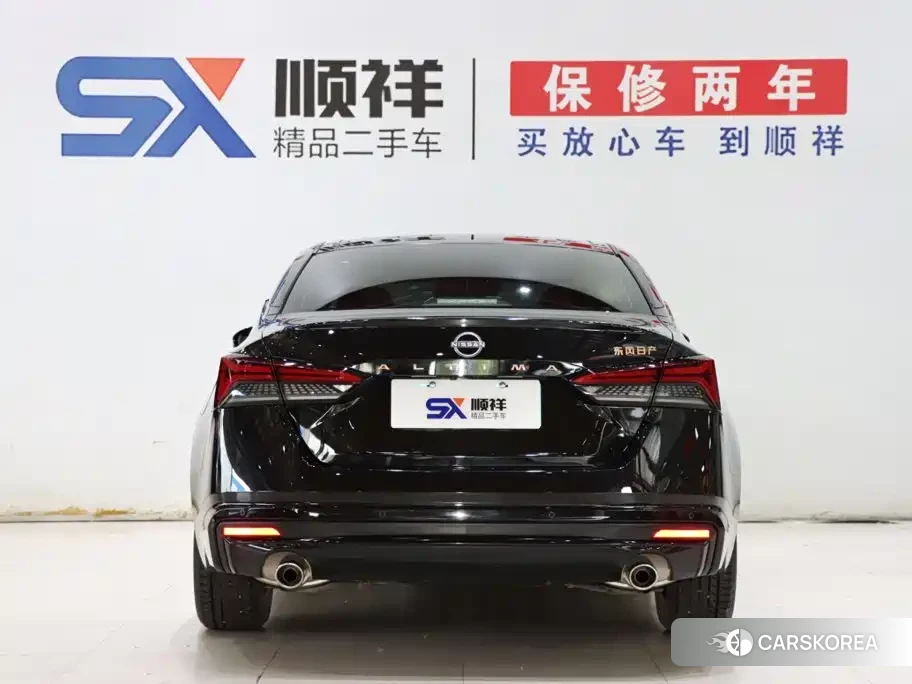 Nissan Altima id 4634707 из Китая 10