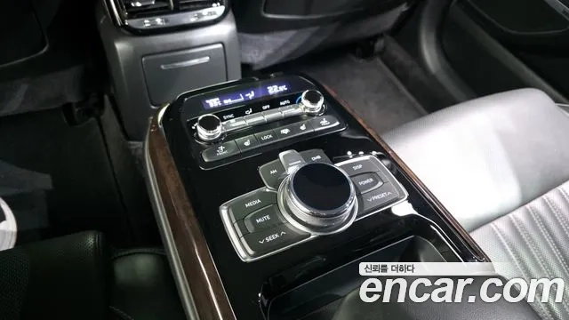 Genesis EQ900 id 2956941 из Кореи 10