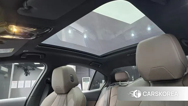 BMW 5 Series (G60) id 3517541 из Кореи 10