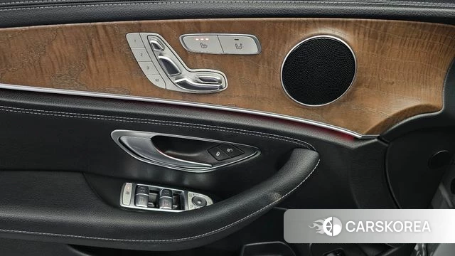 Mercedes-Benz E-Class W213 id 4795022 из Кореи 10