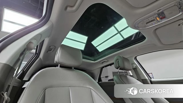Hyundai Ionic 5 id 4696629 из Кореи 10