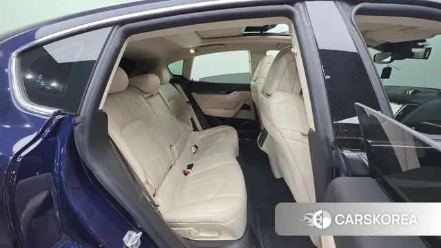 Maserati Levante id 3772584 из Кореи 10