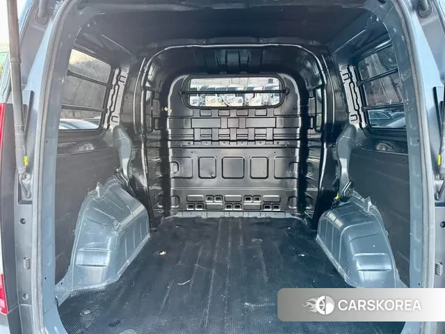 Hyundai Staria id 3577548 из Кореи 10