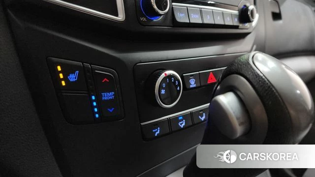 Hyundai The New Grand Starex id 4384933 из Кореи 10