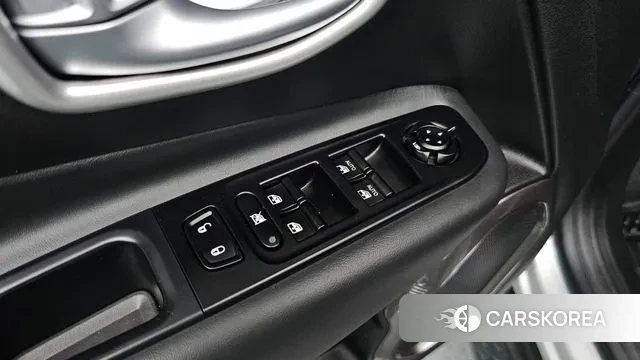 Jeep Renegade id 2902553 из Кореи 10