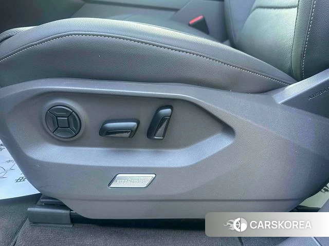 Volkswagen Touareg id 4213918 из Китая 10