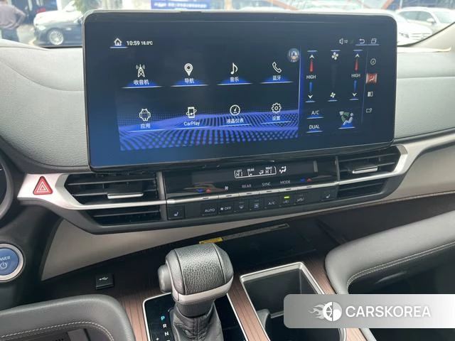 Toyota Sienna id 4261226 из Китая 10