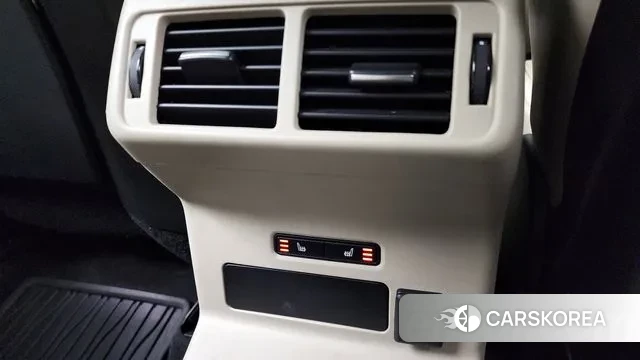 Land Rover Range Rover Velar id 3423080 из Кореи 10