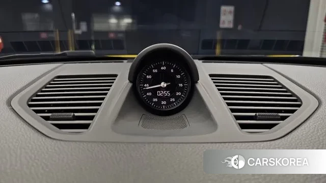 Porsche 911(992) id 3390906 из Кореи 10