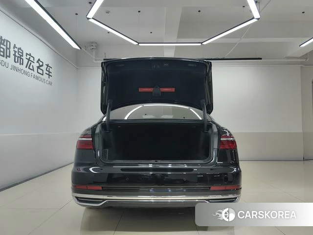 Audi A8 id 4274176 из Китая 10