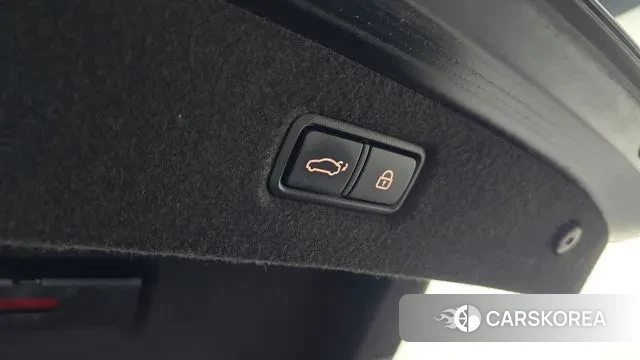 Genesis G90 id 3677234 из Кореи 10