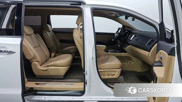 Kia The New Carnival id 3924808 из Кореи 10