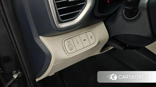 Hyundai Venue id 3813523 из Кореи 10