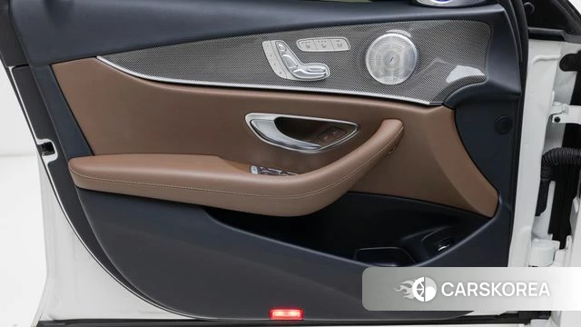 Mercedes-Benz E-Class W213 id 4476982 из Кореи 10