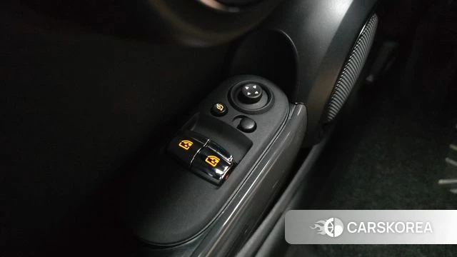 Mini Cooper id 4465238 из Кореи 10