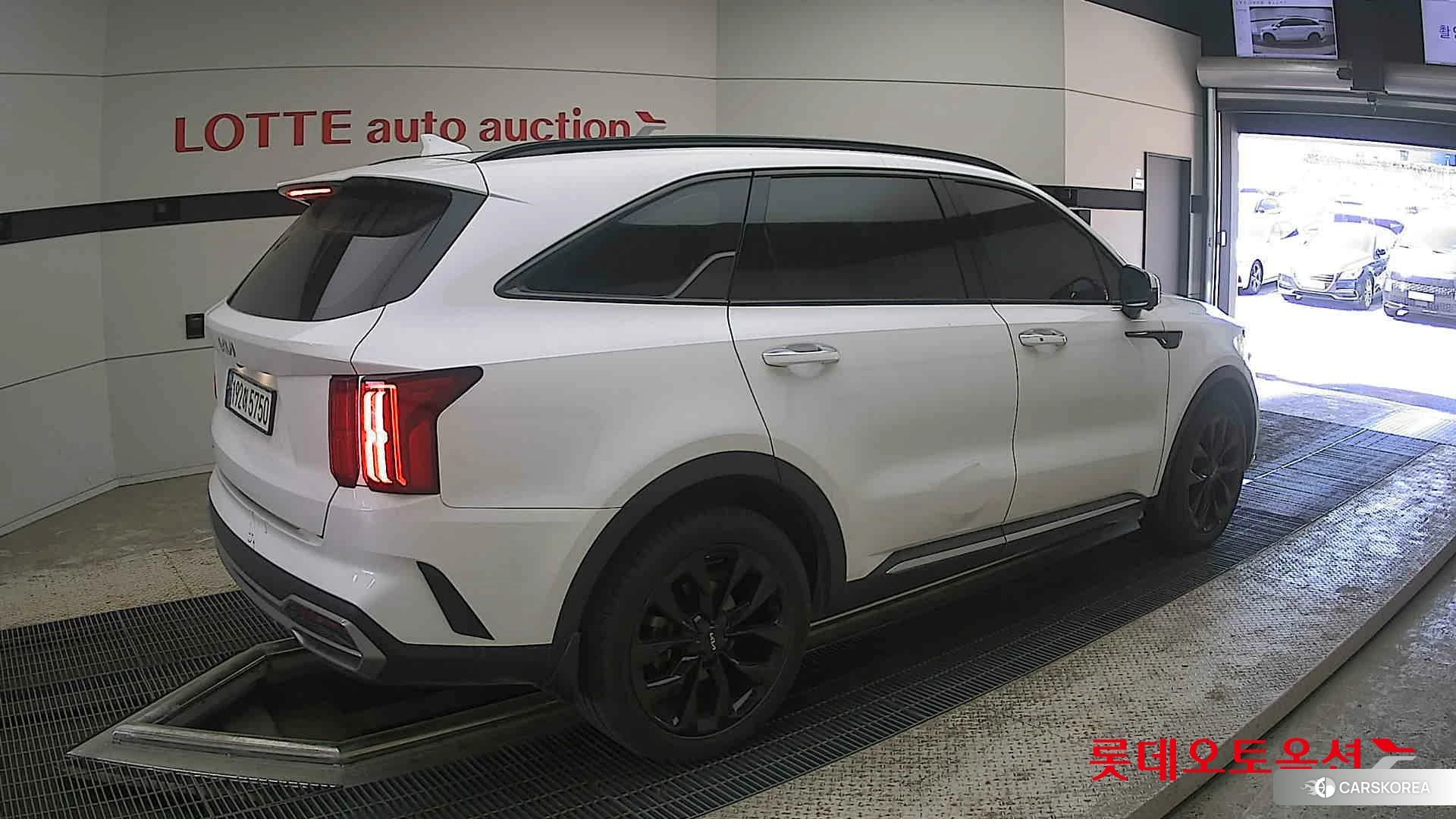 Kia Sorento id 4296908 из Кореи 10