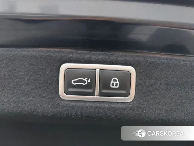 Hyundai Grandeur Hybrid (GN7) id 3230670 из Кореи 10