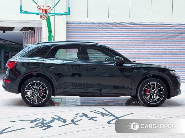 Audi Q5L id 4258688 из Китая 10