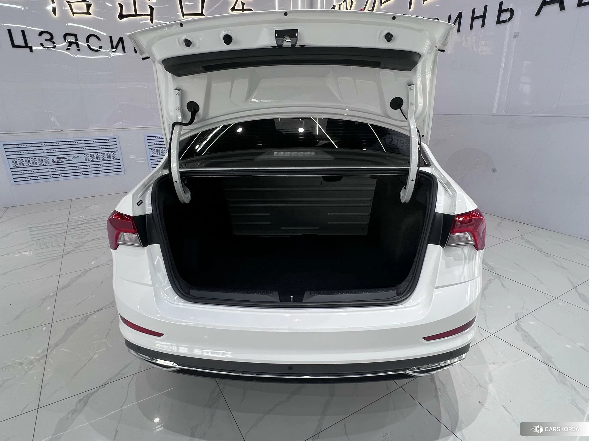 Skoda Xin Rui id 4419413 из Китая 10