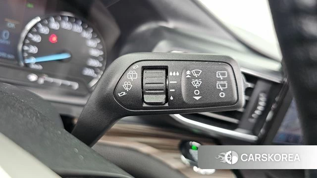 Ford Explorer 6th Generation id 4519111 из Кореи 10