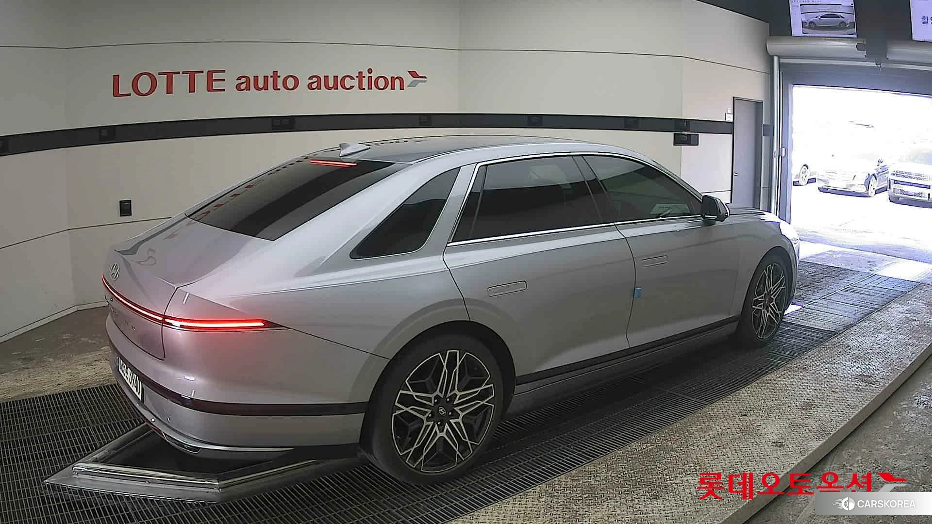 Hyundai Grandeur Hybrid id 3882113 из Кореи 10