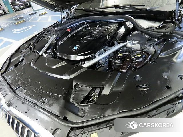 BMW 7 Series (G11) id 3941614 из Кореи 10