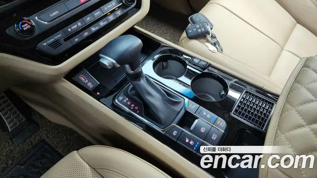 Kia The New Carnival id 2690225 из Кореи 10