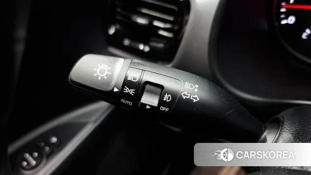 Kia Stonic id 2886236 из Кореи 10