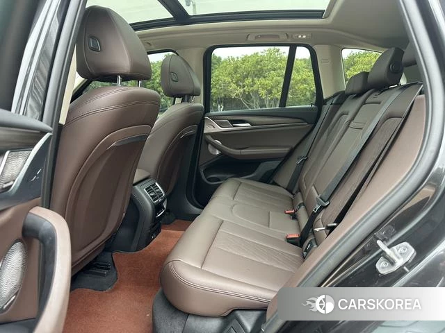 BMW X3 id 4240710 из Китая 10