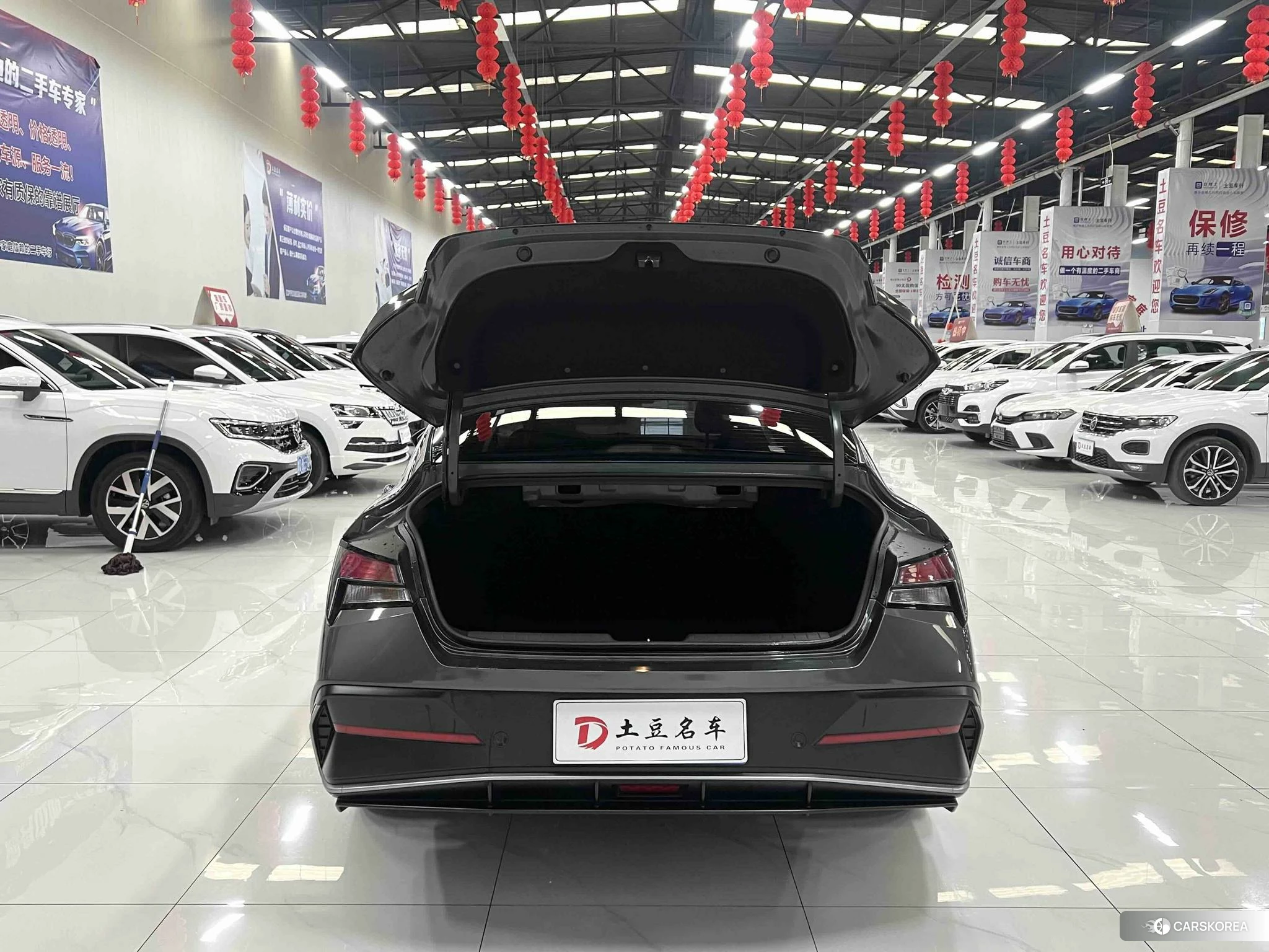 Hyundai Elantra id 4486316 из Китая 10