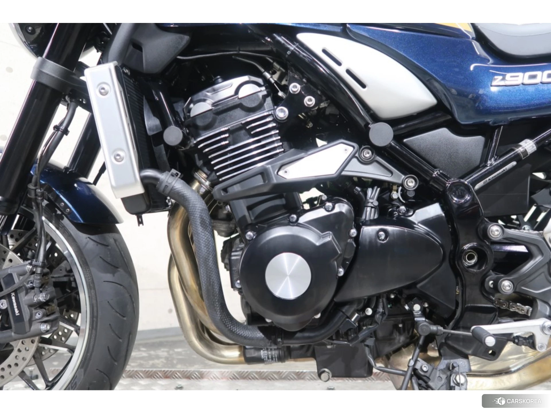 Kawasaki Z900RS id 4185392 из Японии 10