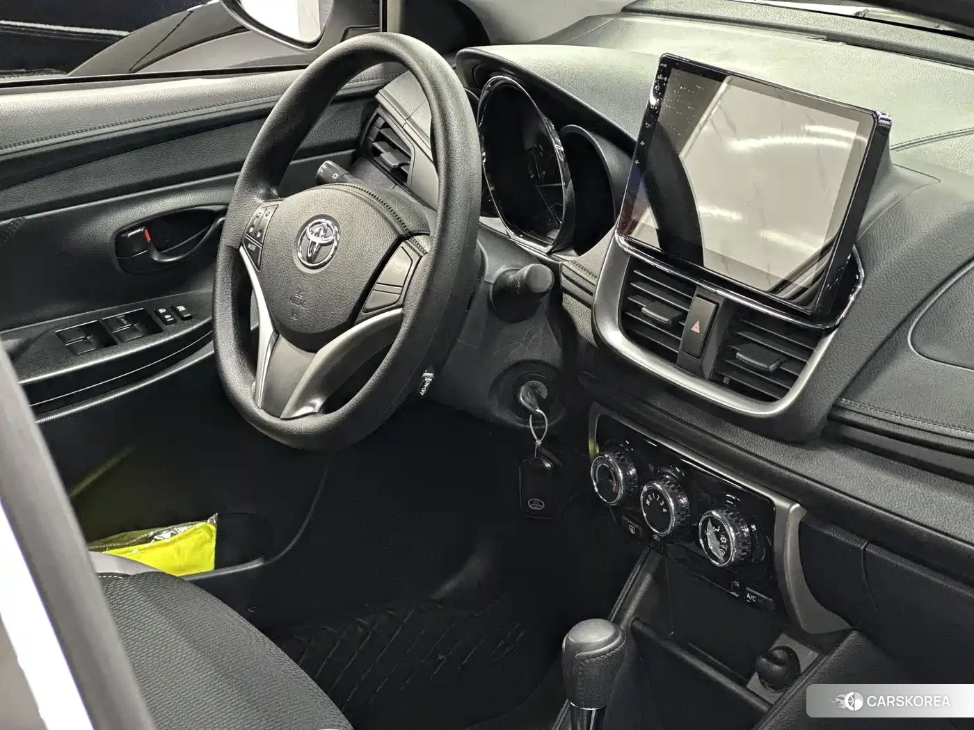 Toyota Yaris L id 4622426 из Китая 10