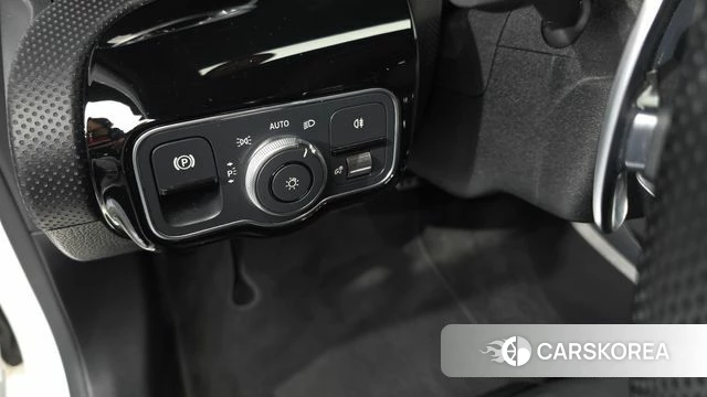 Mercedes-Benz A-Class W177 id 4506311 из Кореи 10