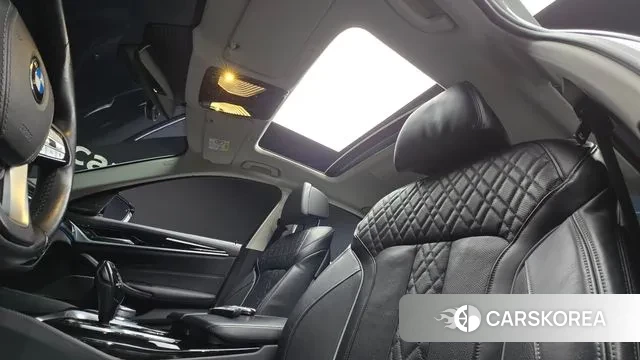 BMW 5 Series (G30) id 3453759 из Кореи 10