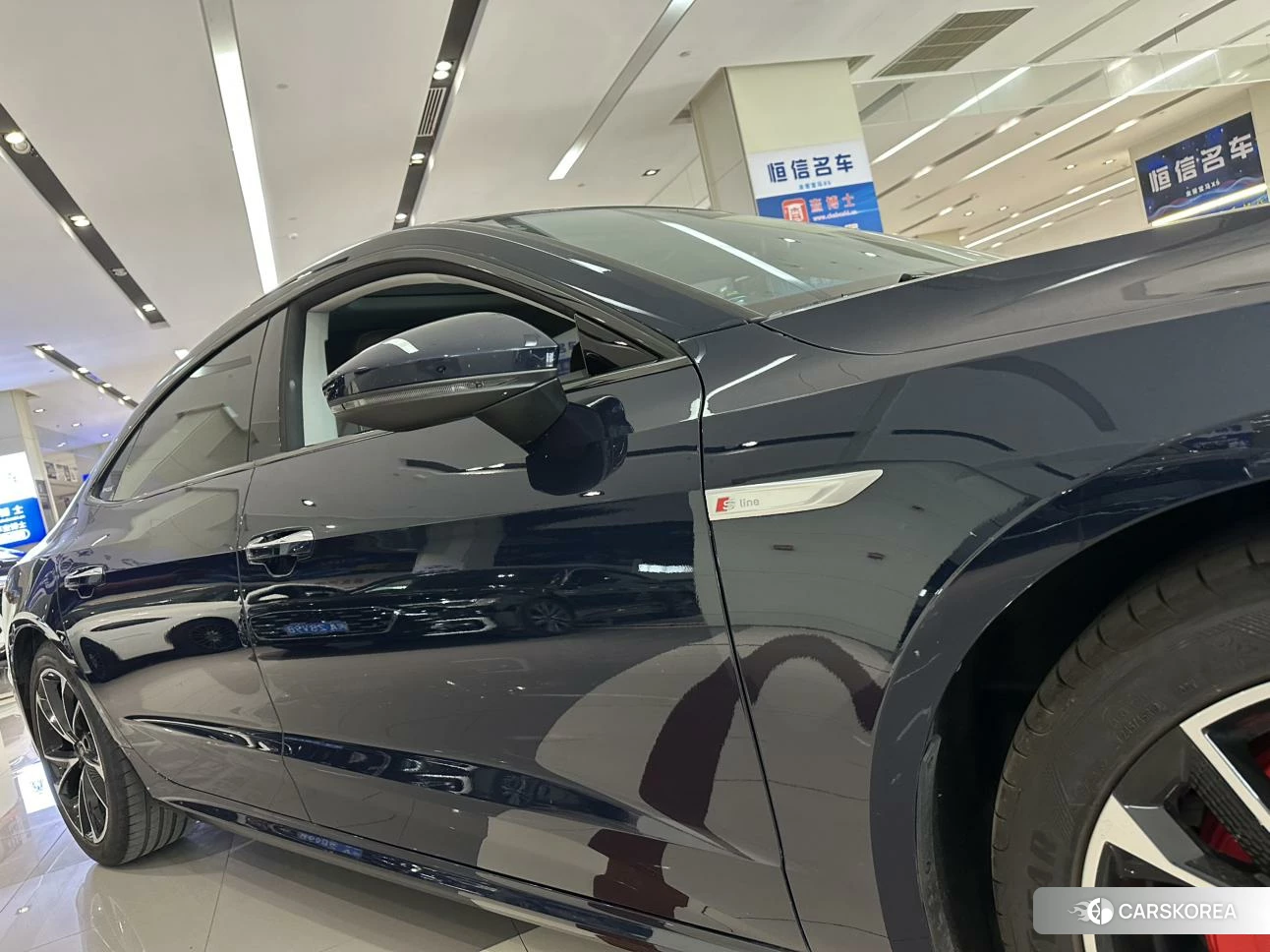 Audi A7L id 4467622 из Китая 10