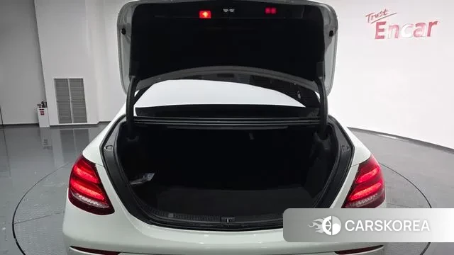 Mercedes-Benz E-Class W213 id 3429122 из Кореи 10