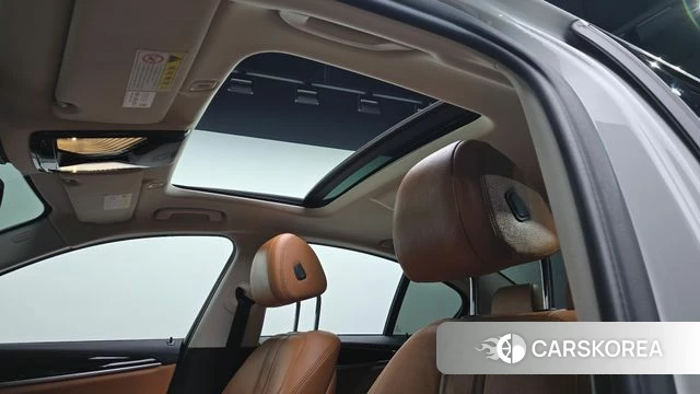 BMW 5 Series (G30) id 4755455 из Кореи 10
