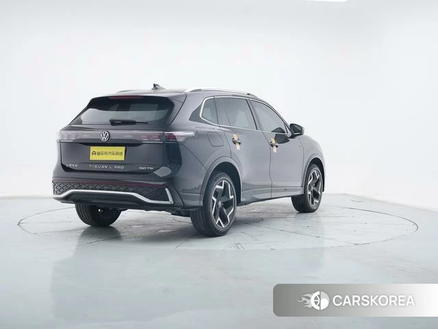 Volkswagen Tiguan L id 4258914 из Китая 10
