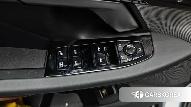 BMW 5 Series (G60) id 4655346 из Кореи 10