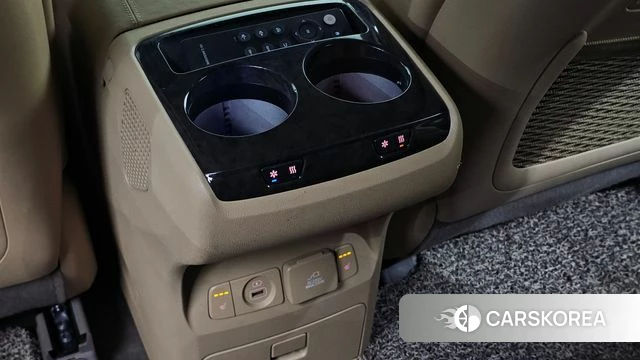 Kia The New Carnival id 4587352 из Кореи 10