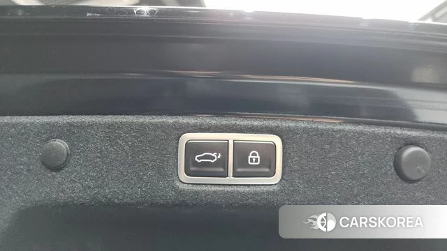 Hyundai Grandeur Hybrid (GN7) id 4414488 из Кореи 10