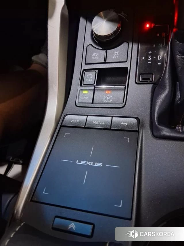 Lexus NX300h id 4615496 из Кореи 10