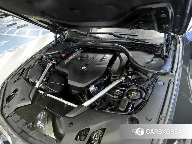 BMW 5 Series (G30) id 4274969 из Кореи 10