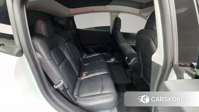 Tesla Model Y id 3686260 из Кореи 10