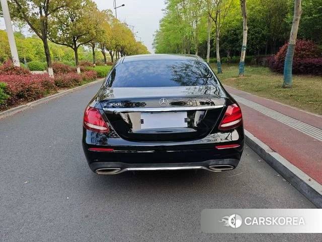 Mercedes-Benz E-class id 4209841 из Китая 10