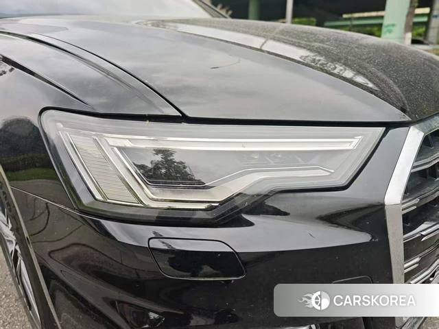 Audi A6L id 4328627 из Китая 10