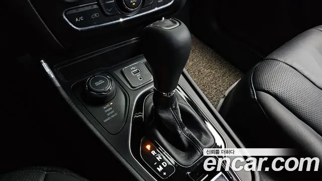 Jeep Cherokee (KL) id 2674836 из Кореи 10