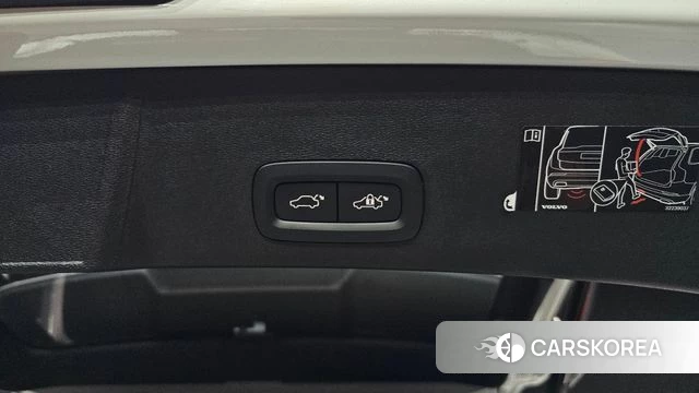 Volvo XC40 id 3866498 из Кореи 10